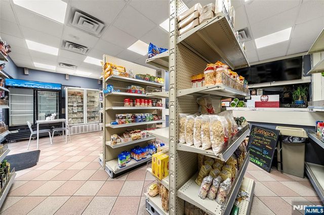 360 Main, Wallington, NJ 07057