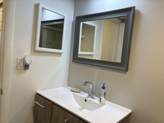 8900 Washington Boulevard Ph12, Pembroke Pines, FL 33025
