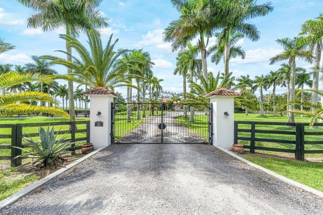 2587 Skipiks Way, Wellington, FL 33470