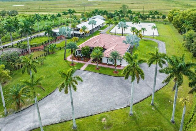 2587 Skipiks Way, Wellington, FL 33470