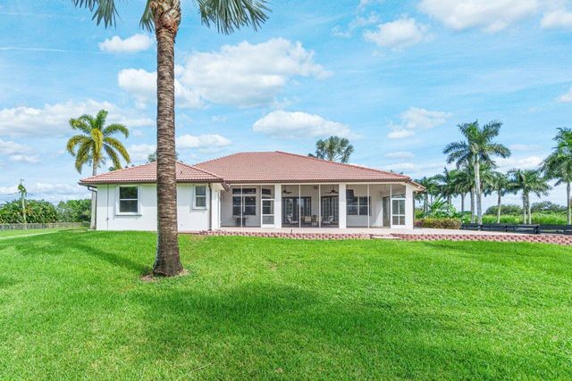 2587 Skipiks Way, Wellington, FL 33470