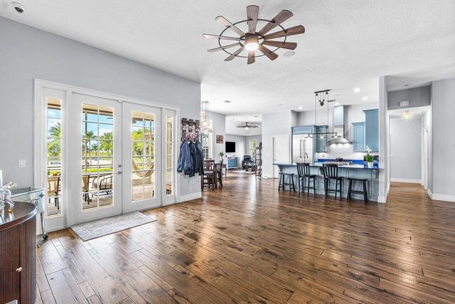 2587 Skipiks Way, Wellington, FL 33470