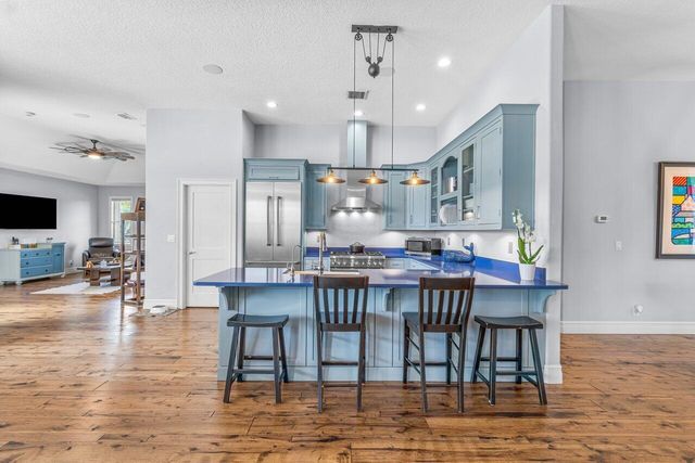 2587 Skipiks Way, Wellington, FL 33470