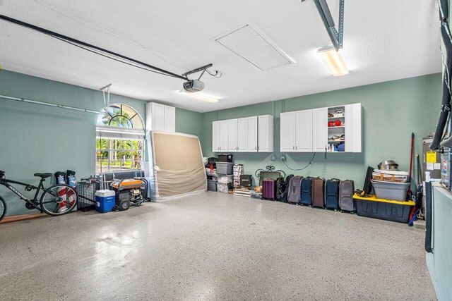 2587 Skipiks Way, Wellington, FL 33470