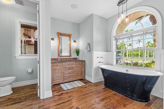 2587 Skipiks Way, Wellington, FL 33470