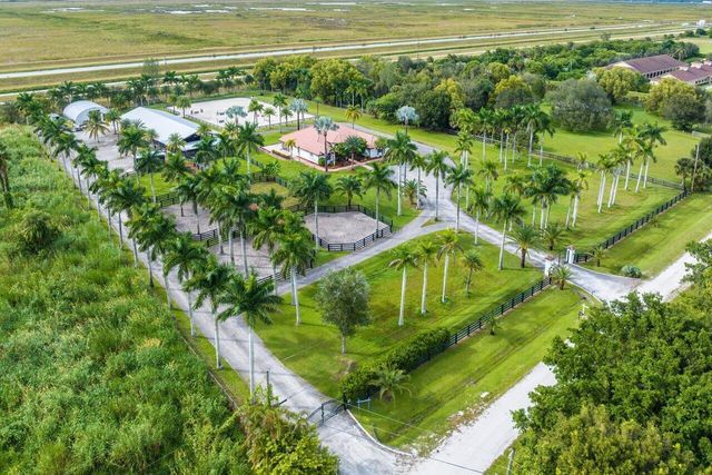 2587 Skipiks Way, Wellington, FL 33470