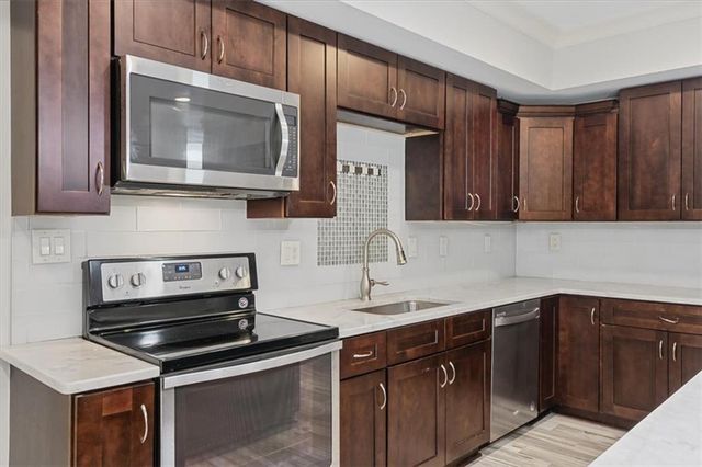 3650 Davidson Farm Drive NW, Kennesaw, GA 30152