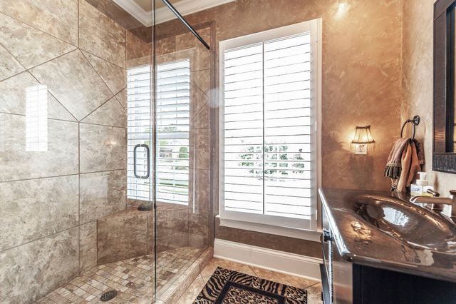 107 Mimosa Dr, Gallatin, TN 37066