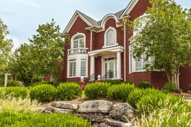 107 Mimosa Dr, Gallatin, TN 37066