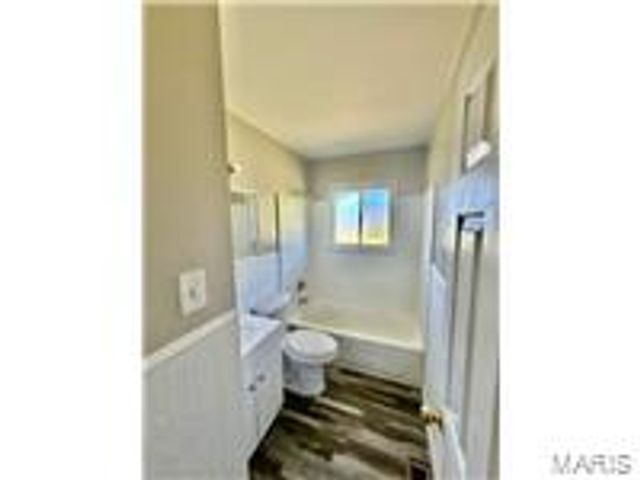 6005 Shillington Drive, Berkeley, MO 63134