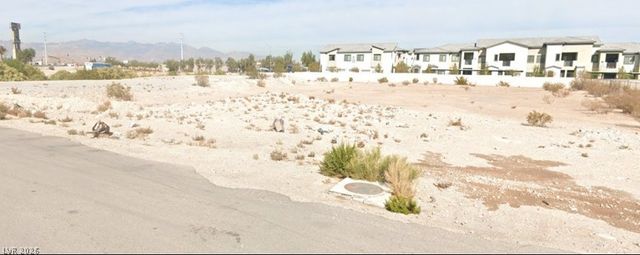 Bowes Avenue, Henderson, NV 89044