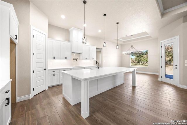 157 Hondo Vista, La Vernia, TX 78121