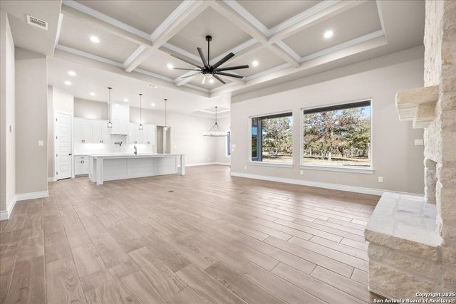 157 Hondo Vista, La Vernia, TX 78121