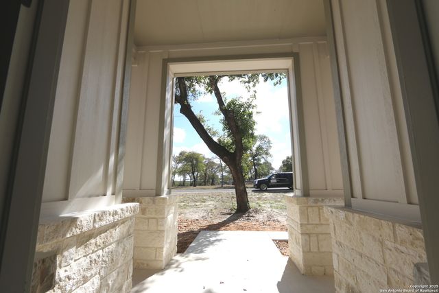 157 Hondo Vista, La Vernia, TX 78121