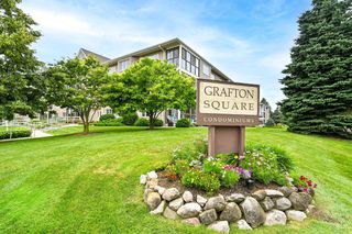 2117 1st AVENUE, Grafton, WI 53024