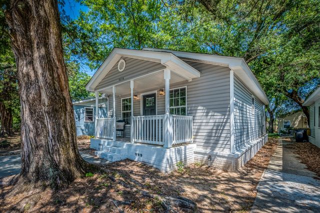 2512 Bennett Yard Apt B, North Charleston, SC 29405