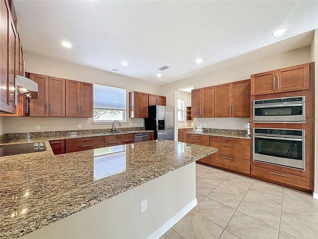 330 ALCOVE DRIVE, Groveland, FL 34736