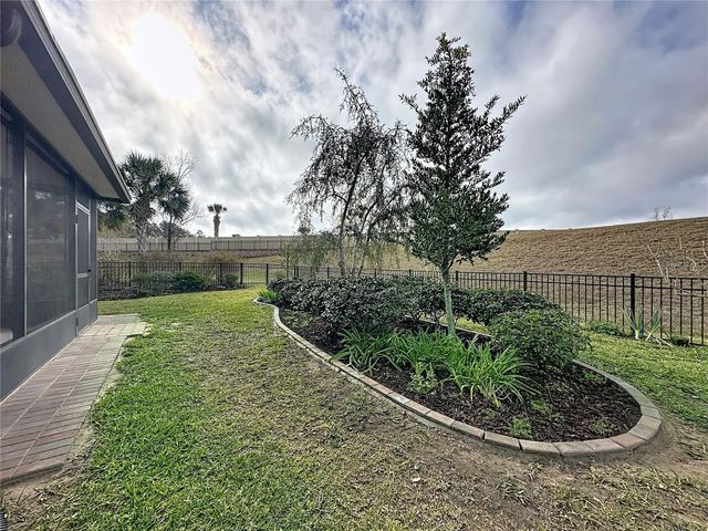 330 ALCOVE DRIVE, Groveland, FL 34736