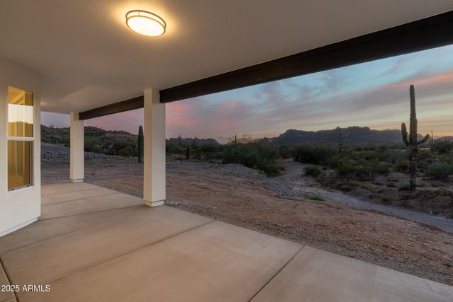 1688 E Creek Canyon Road, Phoenix, AZ 85086