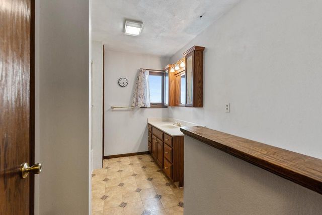 W9158 Horseshoe Road, Beaver Dam, WI 53916