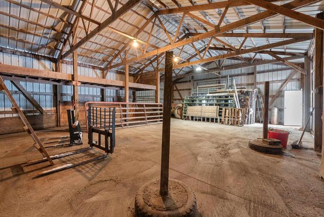 W9158 Horseshoe Road, Beaver Dam, WI 53916