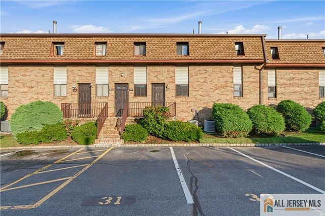 609 N Oaks Boulevard, North Brunswick, NJ 08902