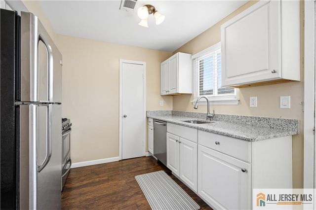 609 N Oaks Boulevard, North Brunswick, NJ 08902