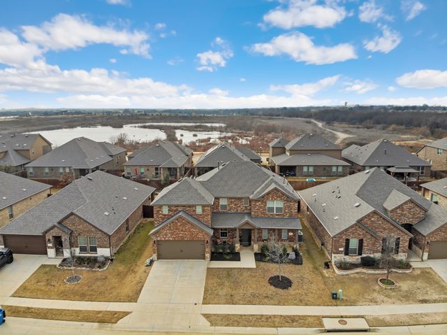 10408 Table Bluff Street, Aubrey, TX 76227