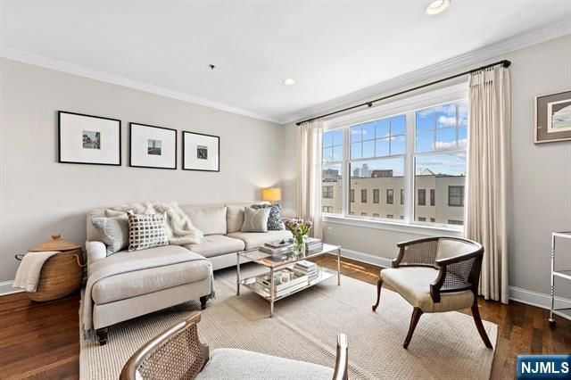 82 Clinton Street 5E, Hoboken, NJ 07030