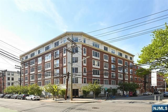 82 Clinton Street 5E, Hoboken, NJ 07030
