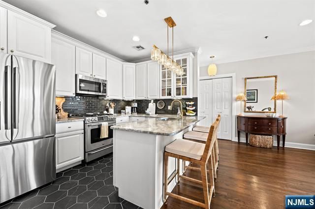 82 Clinton Street 5E, Hoboken, NJ 07030