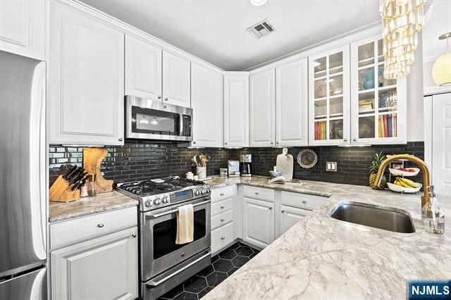 82 Clinton Street 5E, Hoboken, NJ 07030