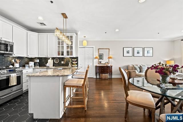 82 Clinton Street 5E, Hoboken, NJ 07030