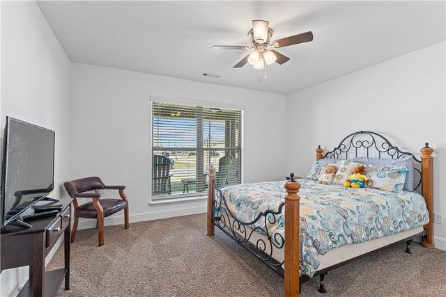 406 NW 59th Avenue, Bentonville, AR 72713