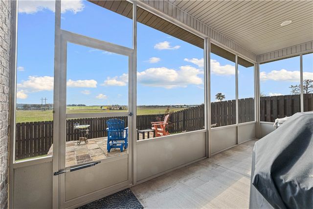 406 NW 59th Avenue, Bentonville, AR 72713