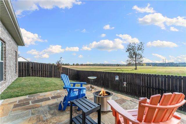 406 NW 59th Avenue, Bentonville, AR 72713