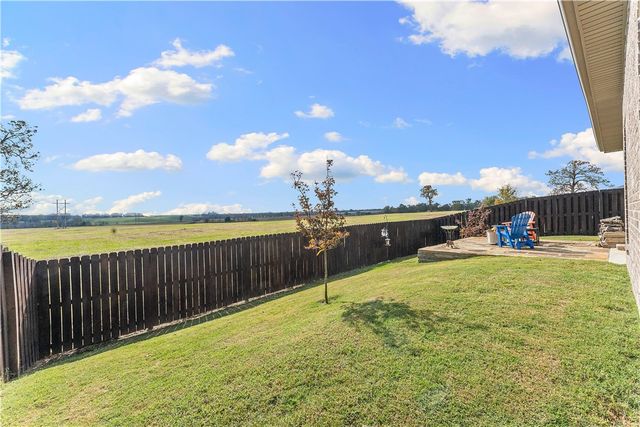 406 NW 59th Avenue, Bentonville, AR 72713