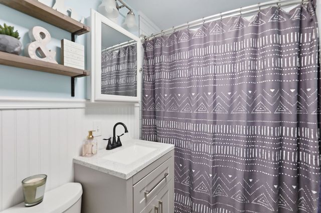 91 Hudson St, Springfield, MA 01118