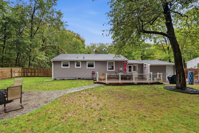 91 Hudson St, Springfield, MA 01118