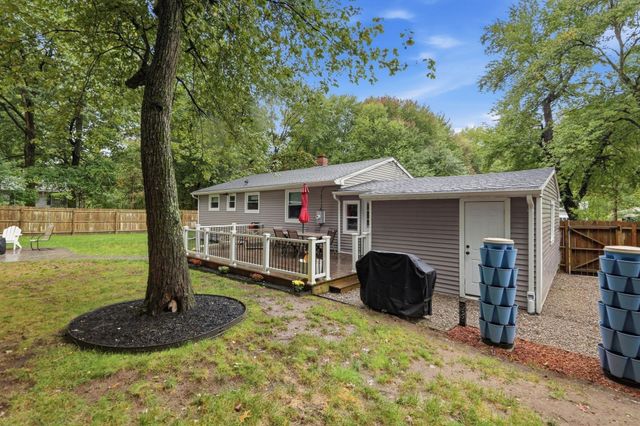 91 Hudson St, Springfield, MA 01118