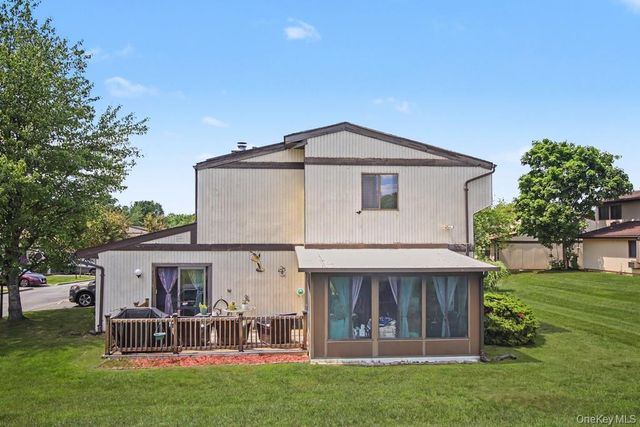 7 Allan Park Mews, Middletown, NY 10940