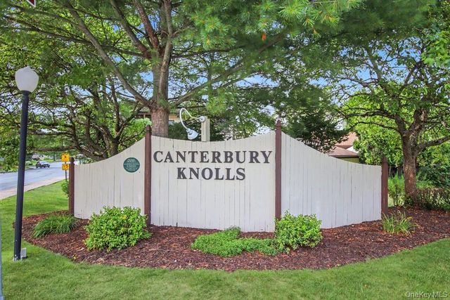 7 Allan Park Mews, Middletown, NY 10940