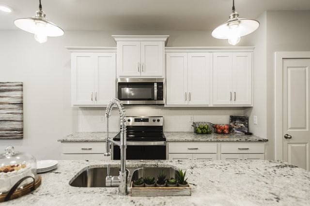 1144 Lock 4 Rd Unit B3, Gallatin, TN 37066