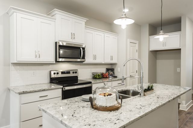 1144 Lock 4 Rd Unit B3, Gallatin, TN 37066