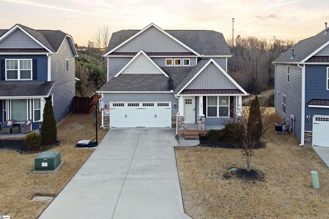 206 Clear Court, Taylors, SC 29687