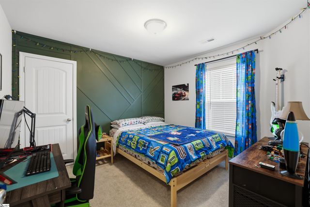 206 Clear Court, Taylors, SC 29687