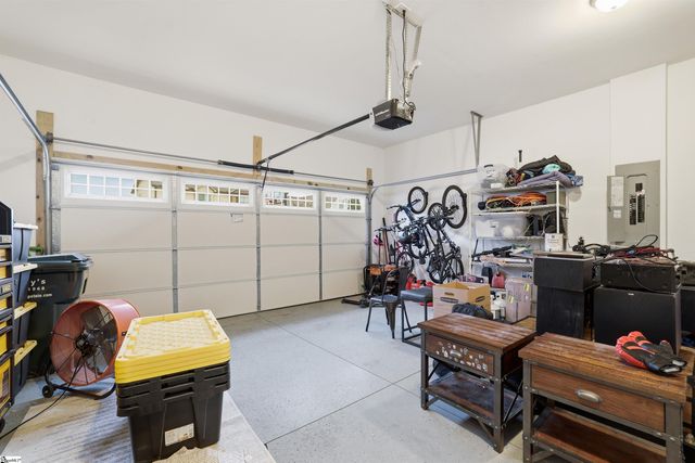 206 Clear Court, Taylors, SC 29687