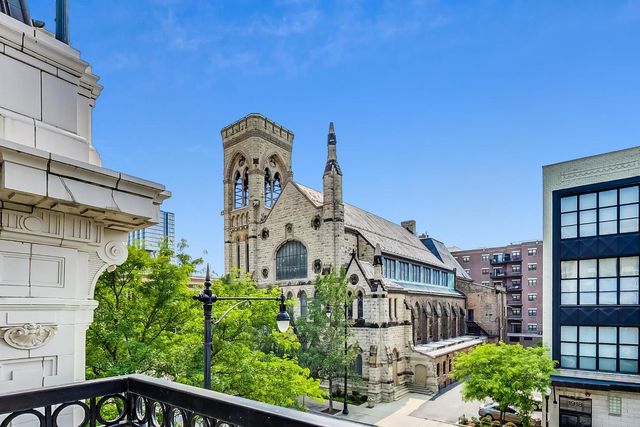 1919 S Michigan Avenue 302, Chicago, IL 60616
