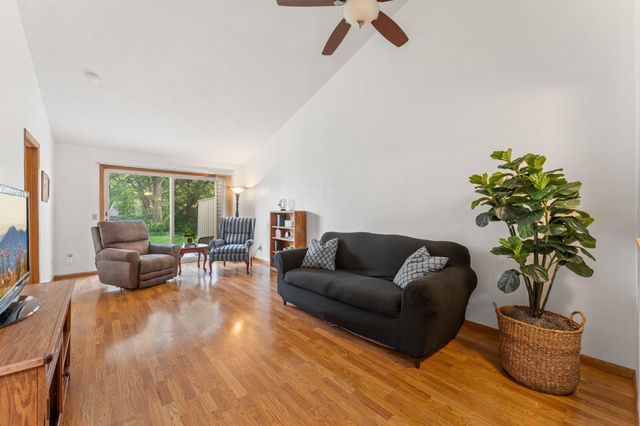 2623 Lake Court Drive, Mounds View, MN 55112