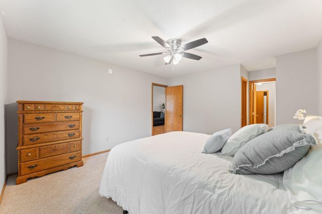 2623 Lake Court Drive, Mounds View, MN 55112